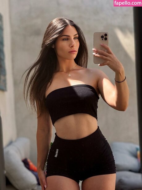 Tslanaxoxo star nudes photo