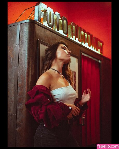 Tslanaxoxo perfect model pictures