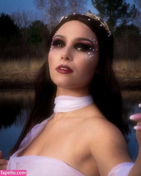 Tslanaxoxo nice actress pics