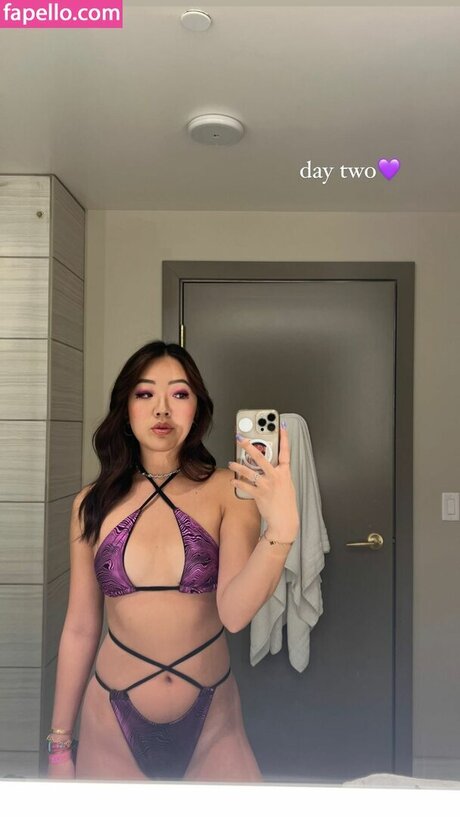 Simona Shao beautiful pornstar image