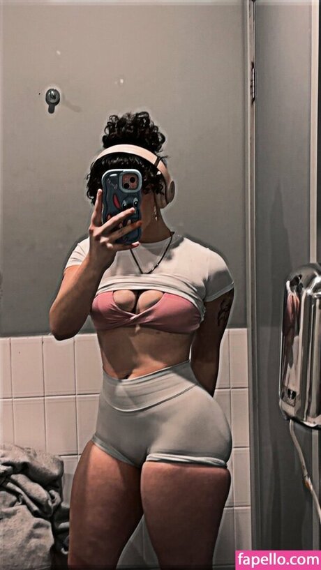 Cleoxsugar pornstar naked picture