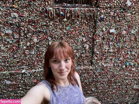 atrophicbtrfly nudes star pic