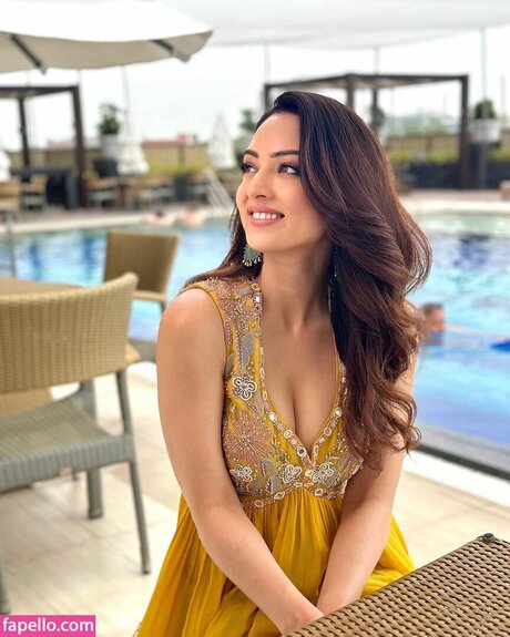 Sandeepa Dhar actress photo