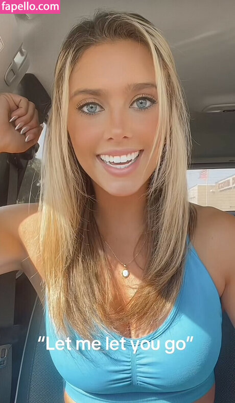 Sydney Segars model pornographic pictures