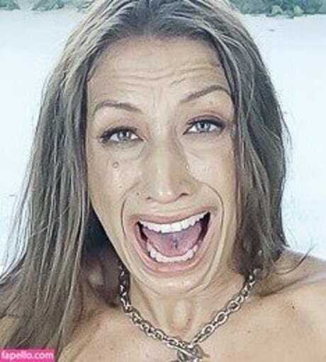 Harlow Wilde exclusive star pic