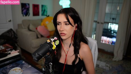 brieanneroksa star high quality picture