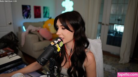 brieanneroksa pornstar pretty archive