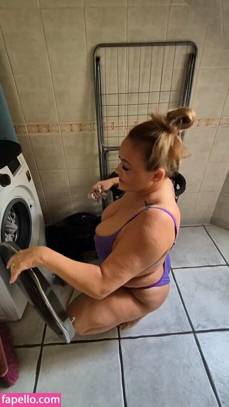 Isabella79 high quality pornstar pic