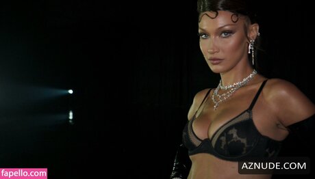 bellahadid porn model gallery