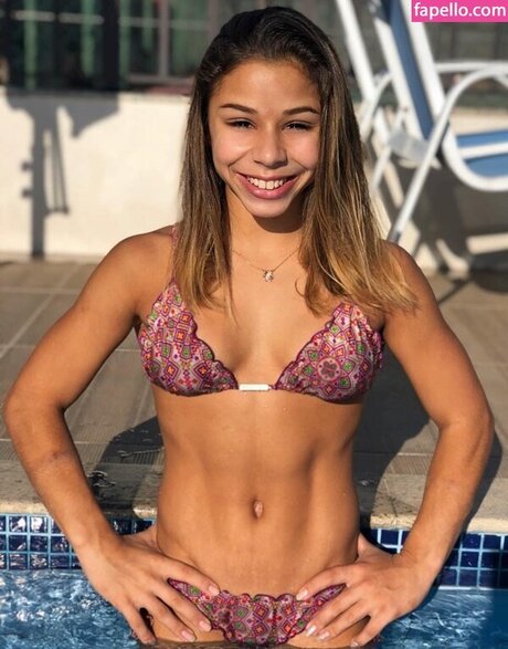 Fl via Saraiva pornstar exclusive images