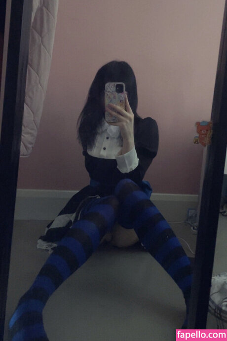 Kiki Evilunicorn24 xxx pornstar image