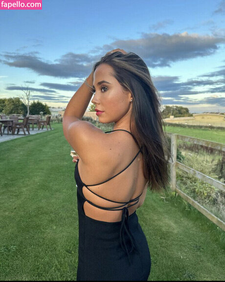 Heather Bowling hd model picture