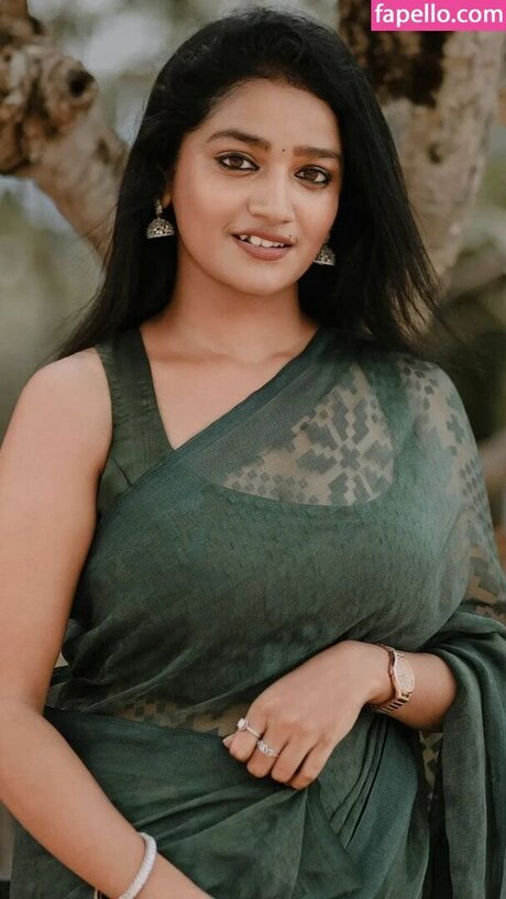 Lavanya Manickam high quality actress img