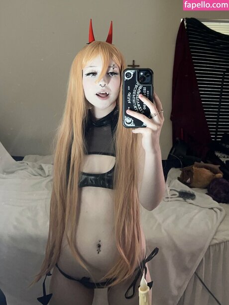 EliseRenee perfect model pics