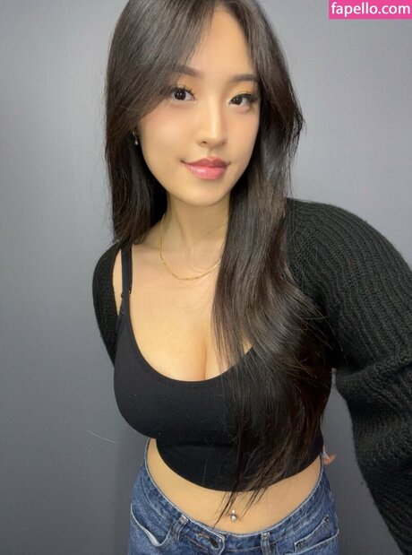 avgella erotic pornstar image