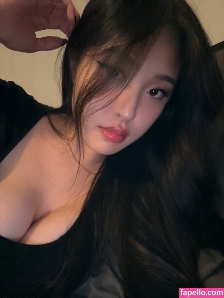 avgella star naked picture