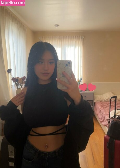 avgella perfect model img