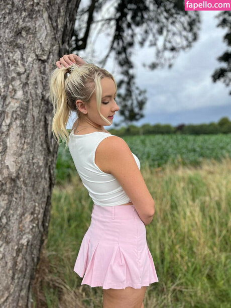 Lexi Booker star sexy pic