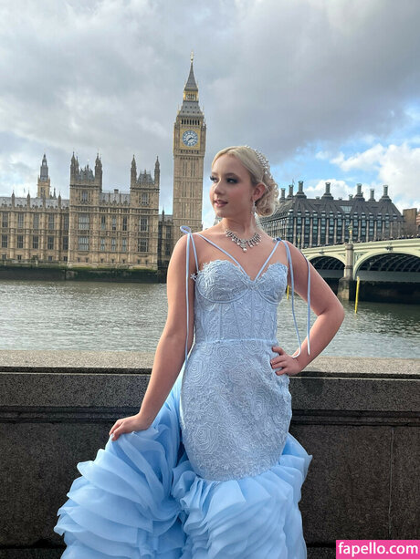 blonde asian onlyfans sexy img