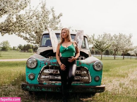 Elena Pears model nude image