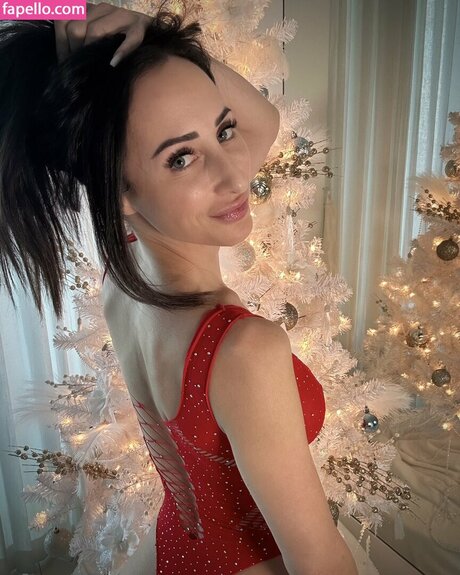 Dr Shelly model exclusive img