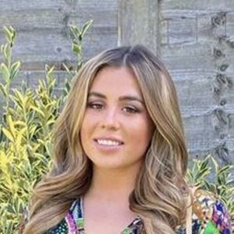 Sophie Williams erotic model pic