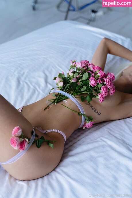 leradiller star erotic img