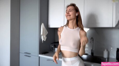 Solar bella naked star gallery