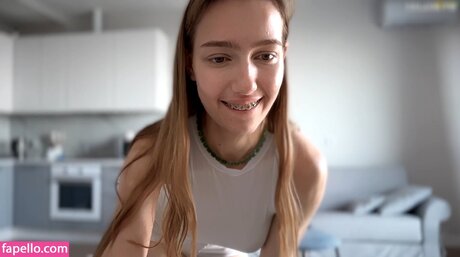 Solar bella exclusive actress img