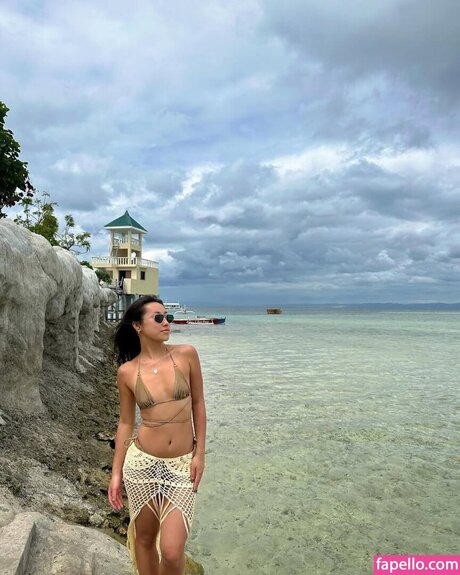 Chloe Aquino model sex photos