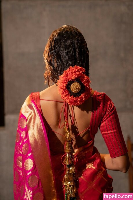 Malavika Mohanan star high quality images