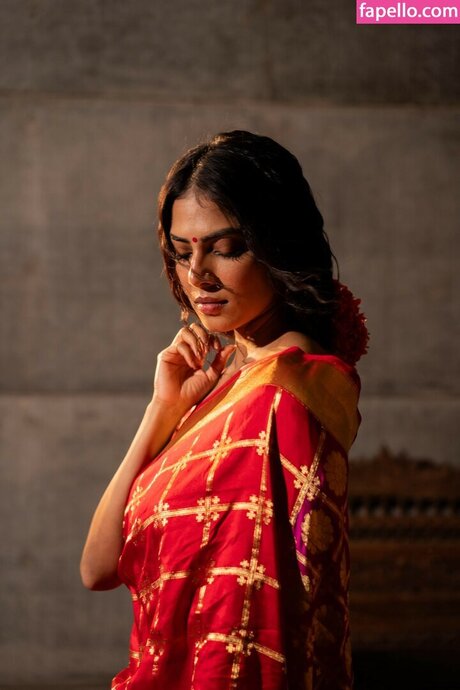 Malavika Mohanan model porn photos