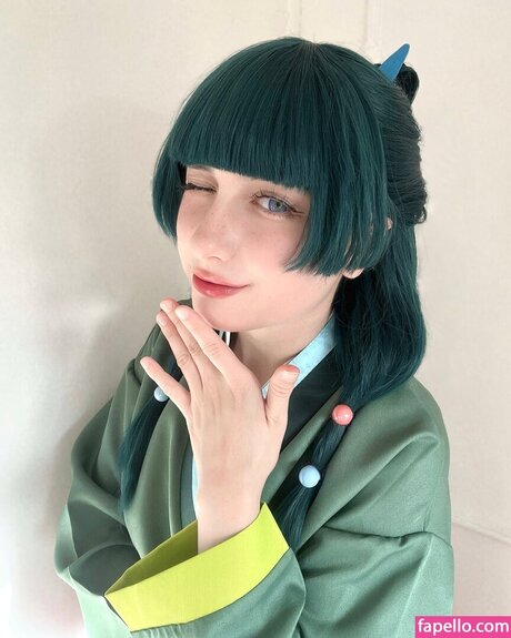 Lilyshibe sexy actress image