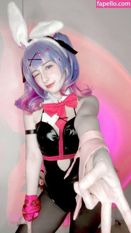 Lilyshibe model nudes pic