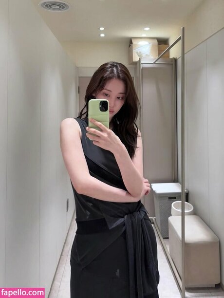 Jeon Jong seo model art image