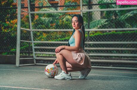 danahenaox perfect model images