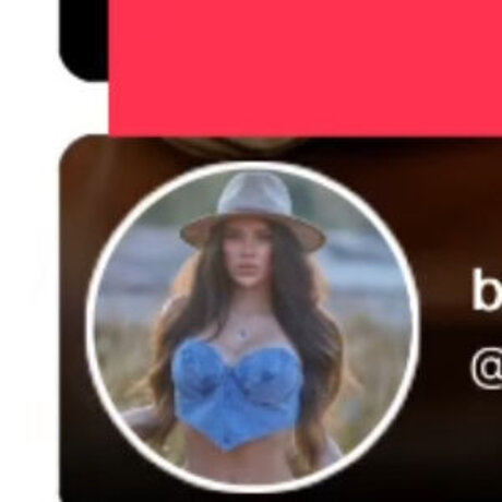 Bruna Goes model beautiful pic