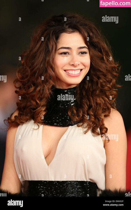 Aurora Cossio pornographic model picture