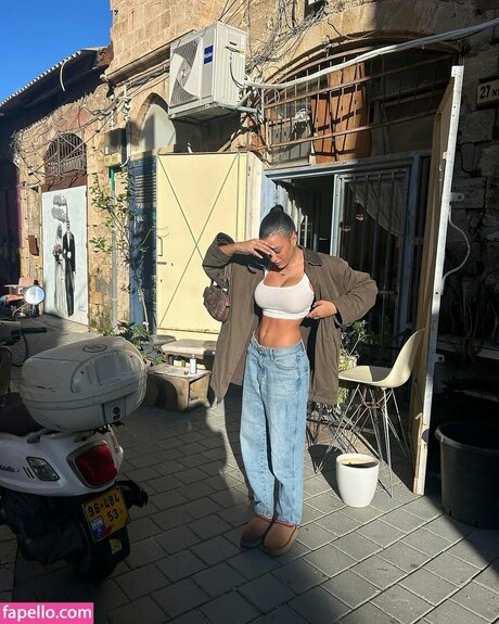 Liya Mizrahi best model gallery