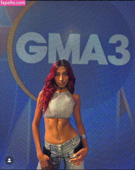 Lara Raj perfect star img