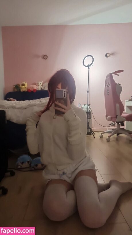 leikyu erotic pornstar image