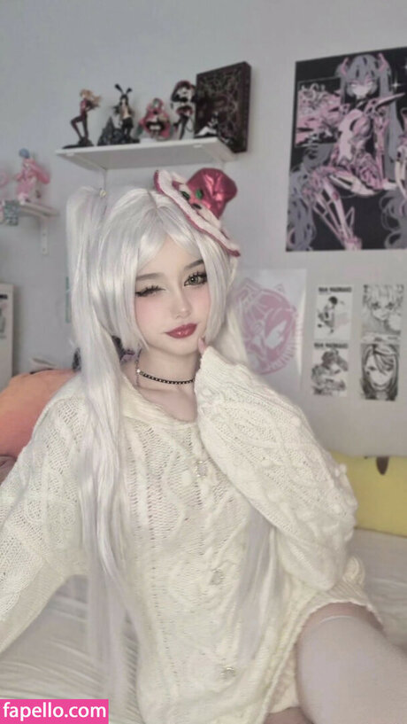 leikyu beautiful model img