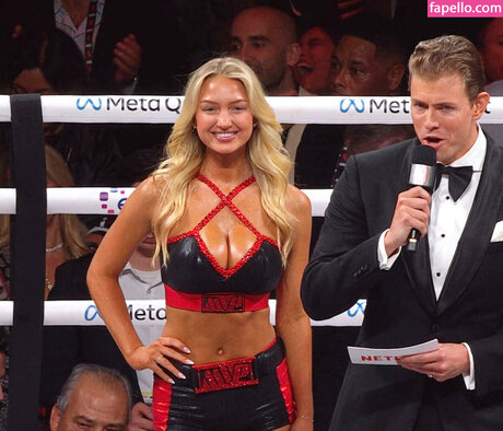 Sydney Thomas model pornographic picture