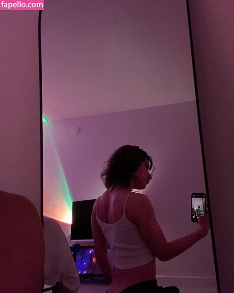 quezofrezco art model galleries