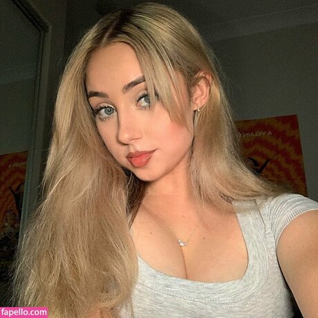 WandaWillow exclusive star archive