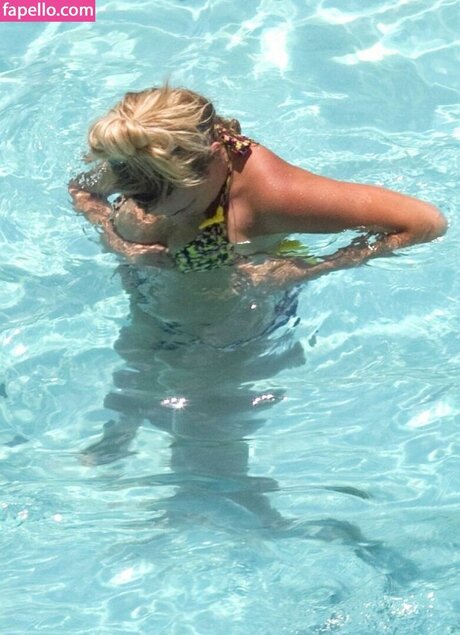 Jamie Spears porn model galleries