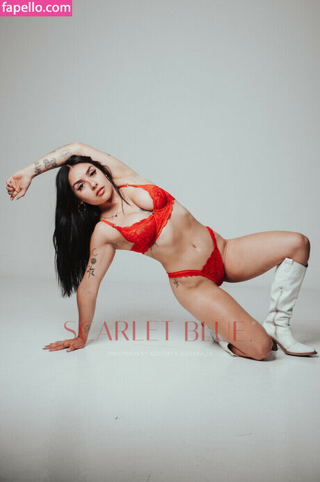 Sandra Bennett model pretty images