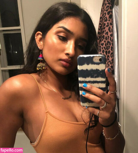 Varada Sethu model top archive