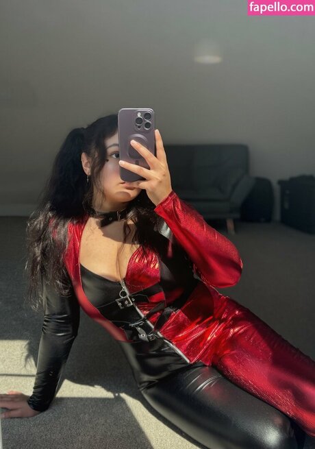 Nivibtw exclusive model image