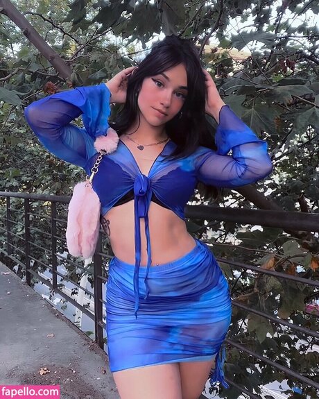 Oreo Consushi naked model photo